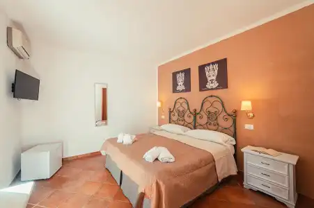 Taormina Garden - 36