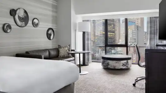 New York Marriott Marquis - 62