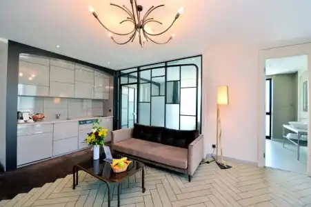 Upsuites - 61