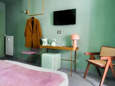 Cest La Vie Suites - 21