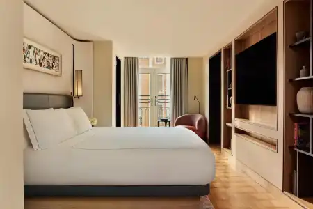 The Berkeley, Maybourne - 67