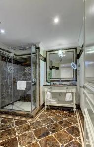 The State Hermitage Museum Official - 99