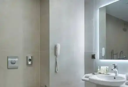 Doubletree By Hilton Plovdiv Center - 31