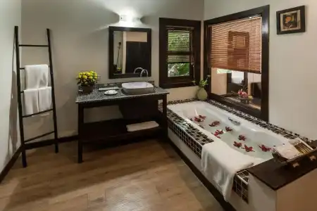 Lanna Dusita Riverside Boutique Resort - 15