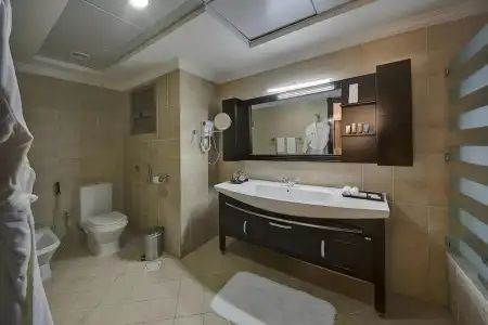 Ewan Ajman Suites - 55