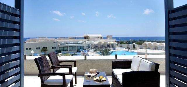 Mare Blue - 54