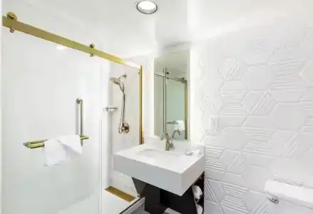 Hilton Garden Inn Los Angeles / Hollywood - 13