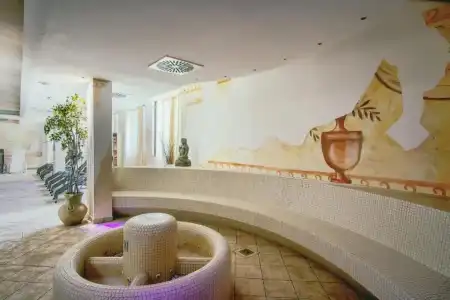 Caesar Residence & Spa - 32