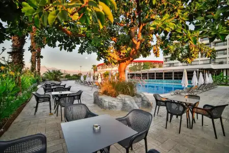 Nashira City Resort - 19