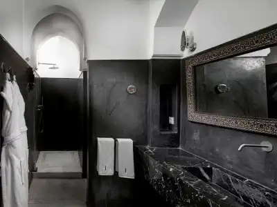 Riad Jaaneman - 39