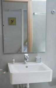 Douskos Guesthouse - 110