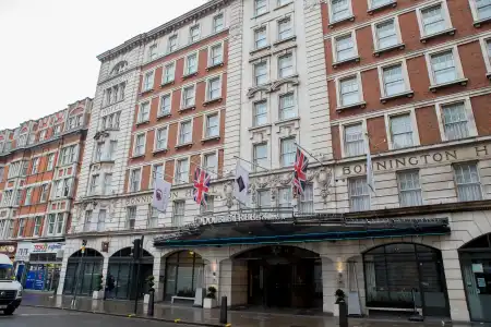 DoubleTree by Hilton London West End - 0