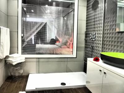 Adelphi Boutique - 32