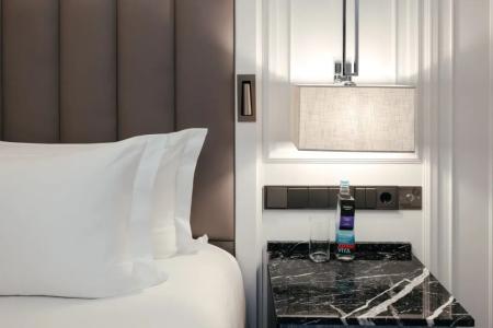 Cosmos Selection Saint-Petersburg Italyanskaya - 134