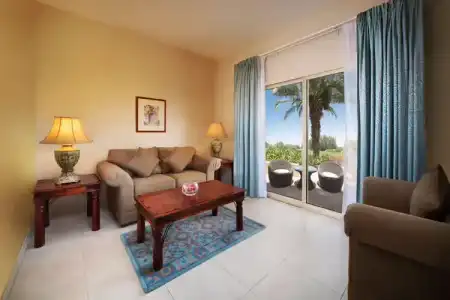 Al Hamra Beach and Golf Resort - 40