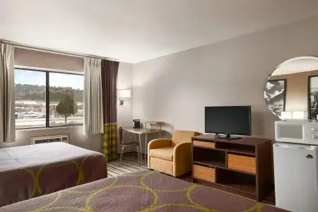 Super 8 by Wyndham Durango - 13
