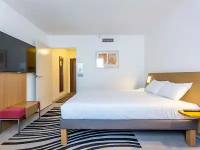 Novotel Bourges - 42