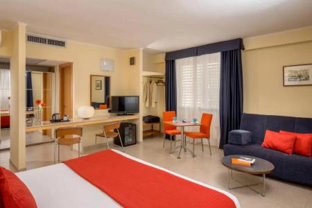 Best Western Blu Roma - 48
