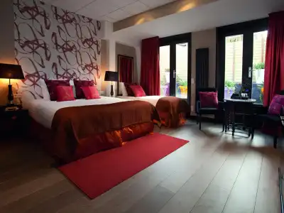 Sebastian's - 100