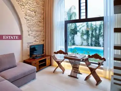 Rimondi Boutique - Small Luxurys of the World - 87