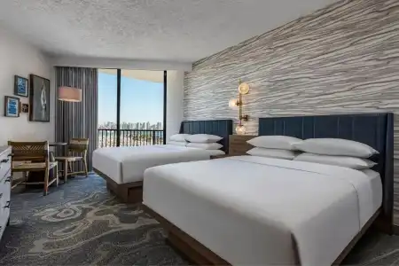 Sheraton San Diego Resort - 33