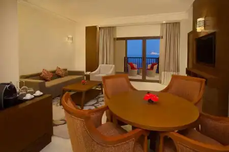 DoubleTree by Hilton Resort & Spa Marjan Island - 69