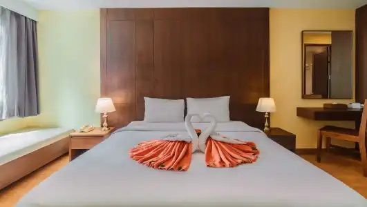 Elite Suites Patong - 55