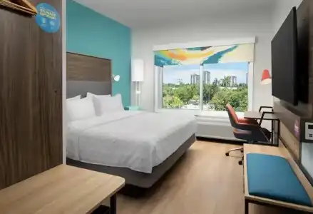 Tru by Hilton Miami West Brickell - 39
