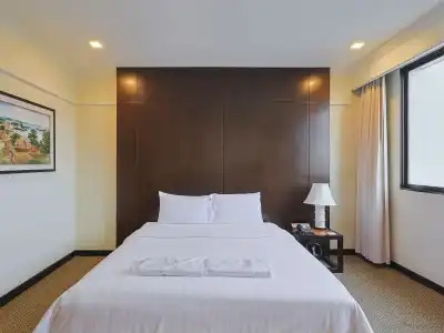 The Siam - 64