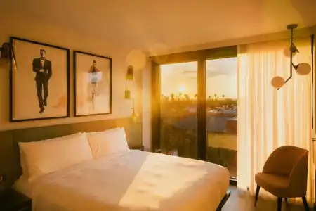 The Godfrey Hollywood - 53