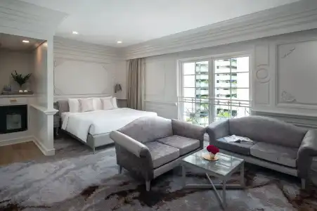 Kingston Suites - 30