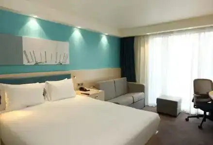 Hampton by Hilton London Excel - 35