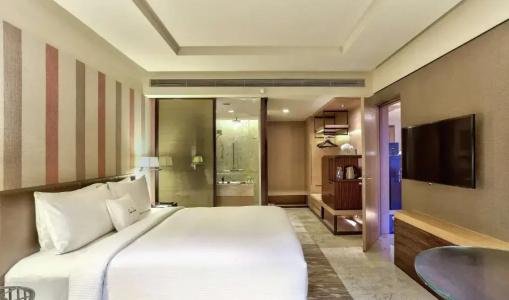DoubleTree by Hilton Sukhumvit - 2