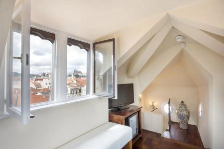Iron Gate & Suites Prague by BHG - 77