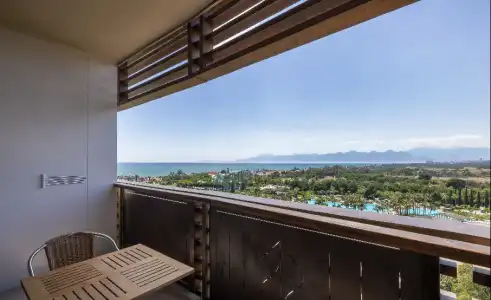 Nirvana Cosmopolitan - 43