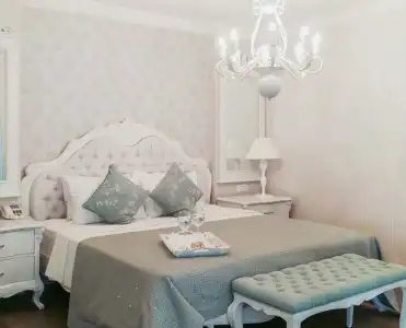 Ena Boutique - 1
