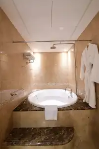 Majestic City Retreat - 37