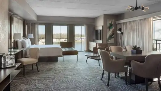 Marriott Savannah Riverfront - 64