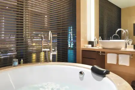 InterContinental Shanghai Expo by IHG - 51