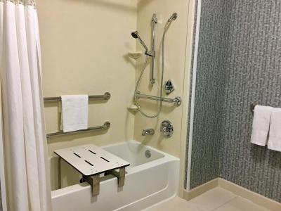 Hampton Inn & Suites Tulsa/Central - 50
