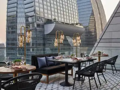 Rosewood Bangkok - 16