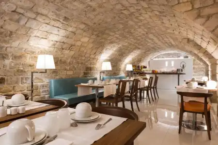 Hôtel Jardin de Cluny - 15