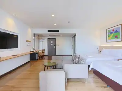 The Siam - 61
