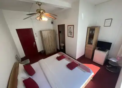 Aquarius Guesthouse & Sauna Adults Only - 34