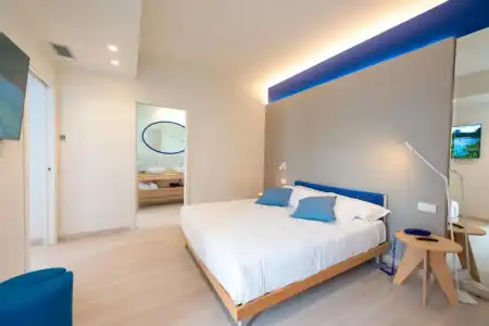 Amarina - 1