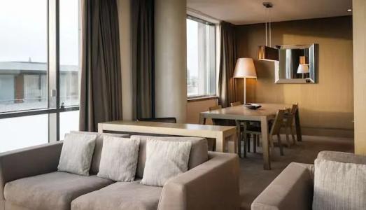 Radisson Blu Royal, - 49