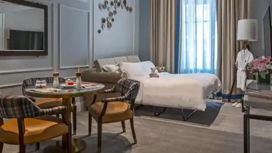 The Langham, - 62
