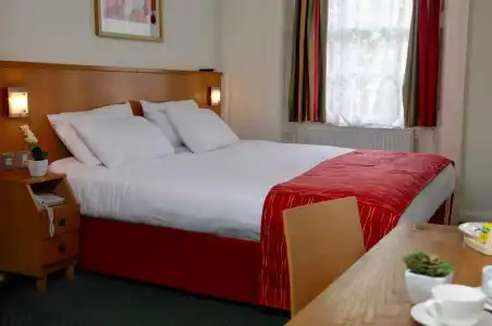 Queensway Sure Collection By Best Western - 24