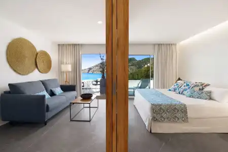Bahía Suites Camp de Mar - 49
