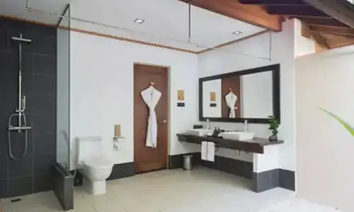Vilamendhoo Island Resort & Spa - 40